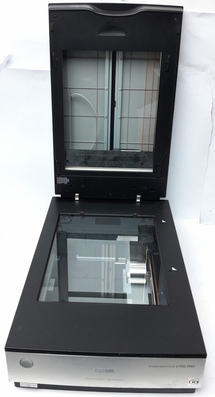 Epson Photo Flatbed Scanner PERFECTION V750 PRO (J221A) - Image 7