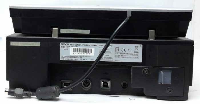 Epson Photo Flatbed Scanner PERFECTION V750 PRO (J221A) - Image 5