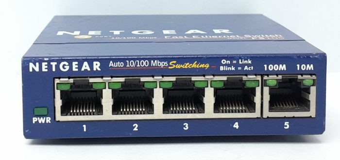 Netgear 5 Port 10/100 Fast Ethernet Switch Prosafe FS105 v2 - Image 2