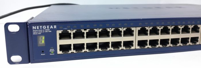 Netgear 48 Port Gigabit Stackable Smart Switch Prosafe GS748TS With Netgear AGM731F Connector - Image 7