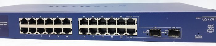 Netgear Gigabit Smart Switch 24 Port Prosafe GS724T v3 - Image 5