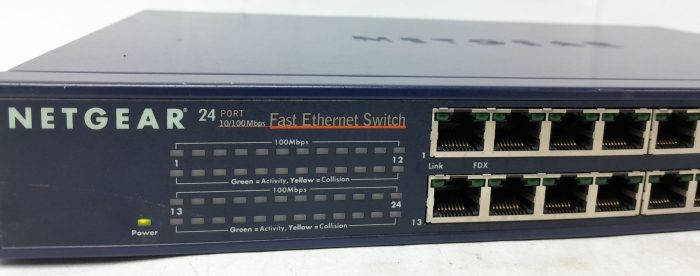 Netgear 24 Port 10/100 Mbps Fast Ethernet Switch FS524 - Image 6