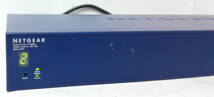 Netgear 24 Port Gigabit Stackable Smart Switch Prosafe GS724TS - Image 6