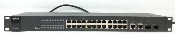 ZyXEL 24 Port Network Switch ES-1528 - Image 2