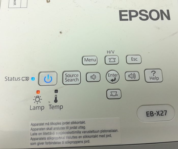 Epson HDMI VGA Projector with 5302 Lamp Hours Used EB-X27 H692B - Image 6