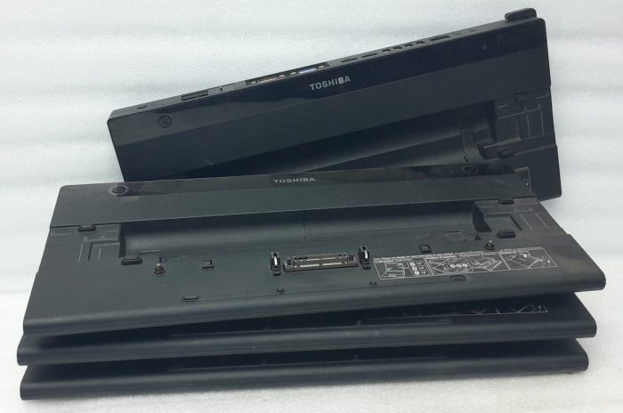 Toshiba Port Replicator PA3916B-1PRP - Joblot x4 - Image 4