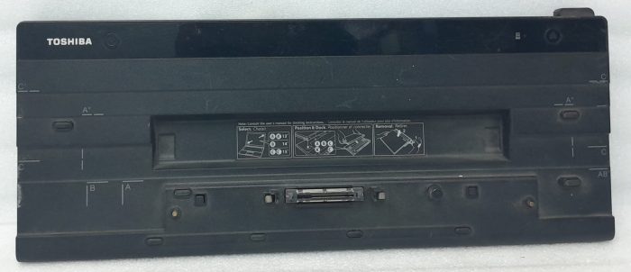 Toshiba Port Replicator PA5116E-1PRC - Image 2