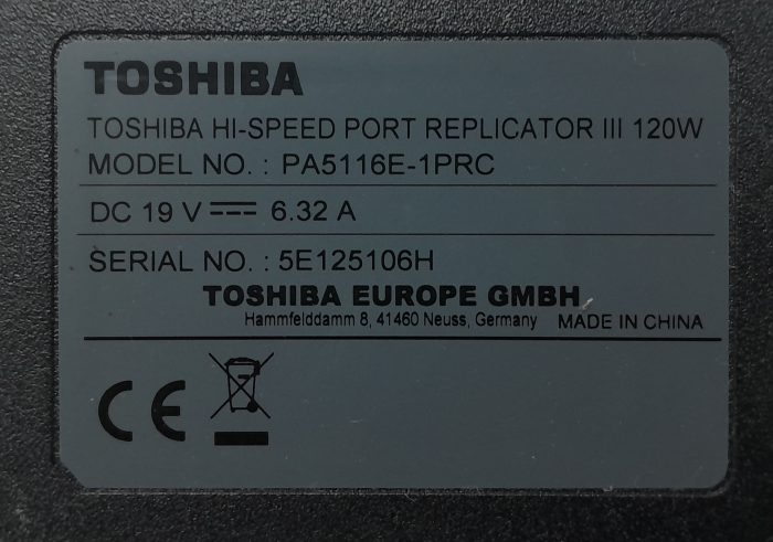 Toshiba Port Replicator PA5116E-1PRC - Image 3