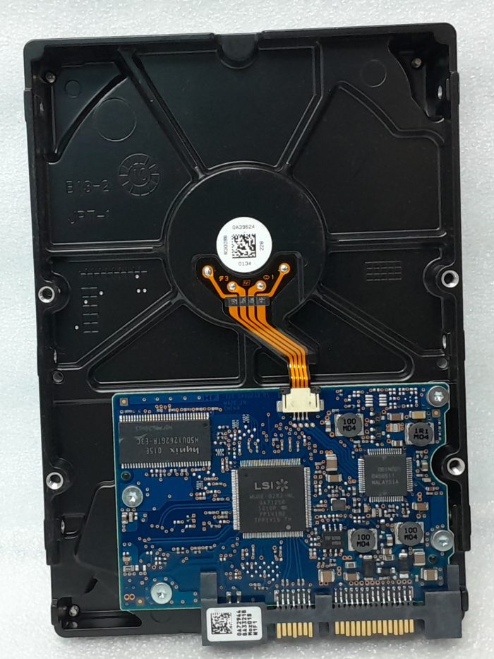 Hitachi 500GB Hard Drive HDS721050CLA362 - Image 6