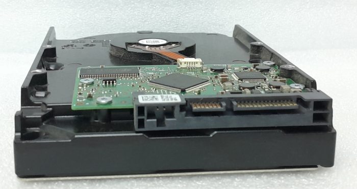 Hitachi 500GB Hard Drive HDS721050SLA350 - Image 5