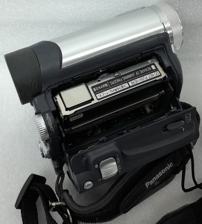 Panasonic 24x Optical Zoom 800x Digital Zoom Camcorder NV-GS11EB - Image 7
