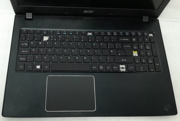 Acer_Travelmate_P259-m-31xt_3