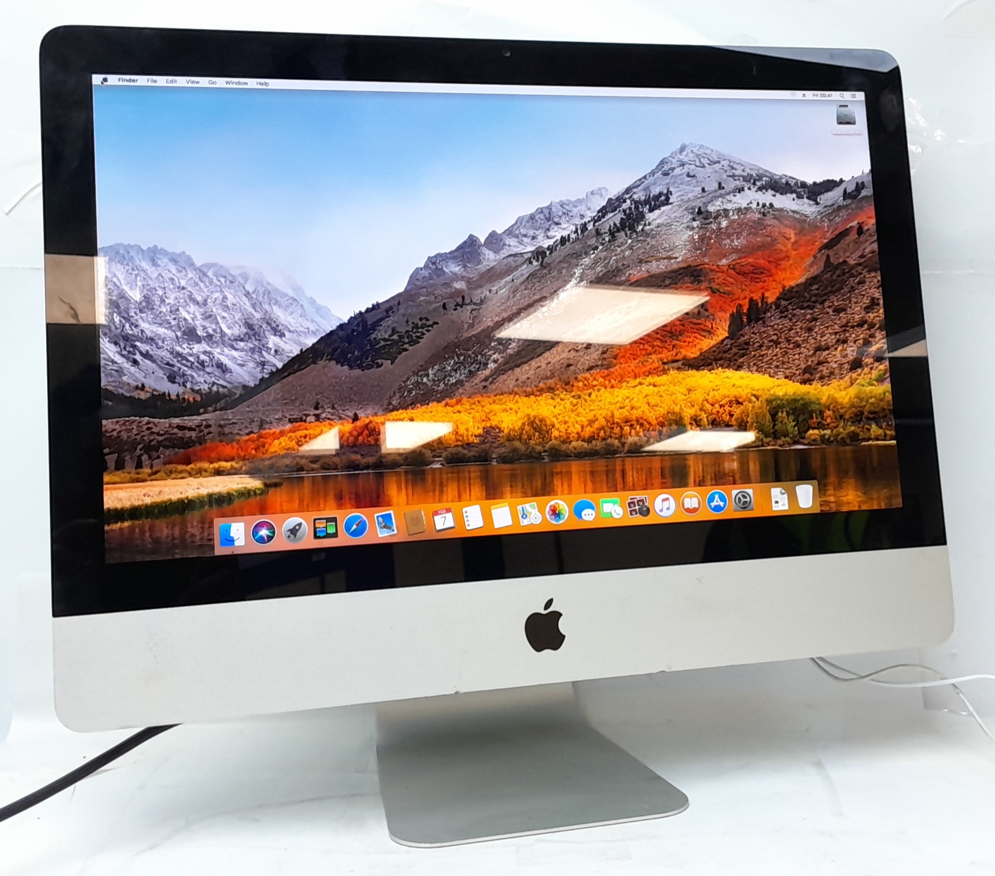 Apple_iMac121_1-2.jpg Apple_iMac12,1_1