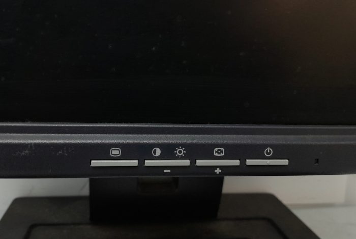 Dell_E171fp_4