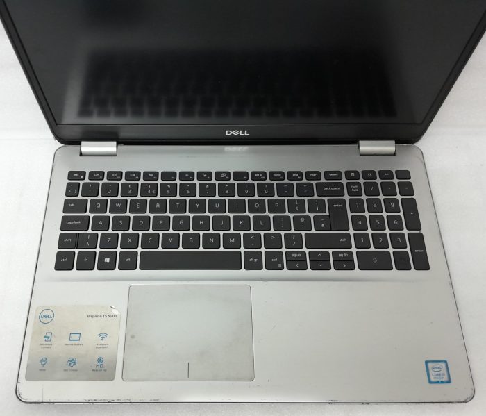 Dell_Inspiron_15_5584_3