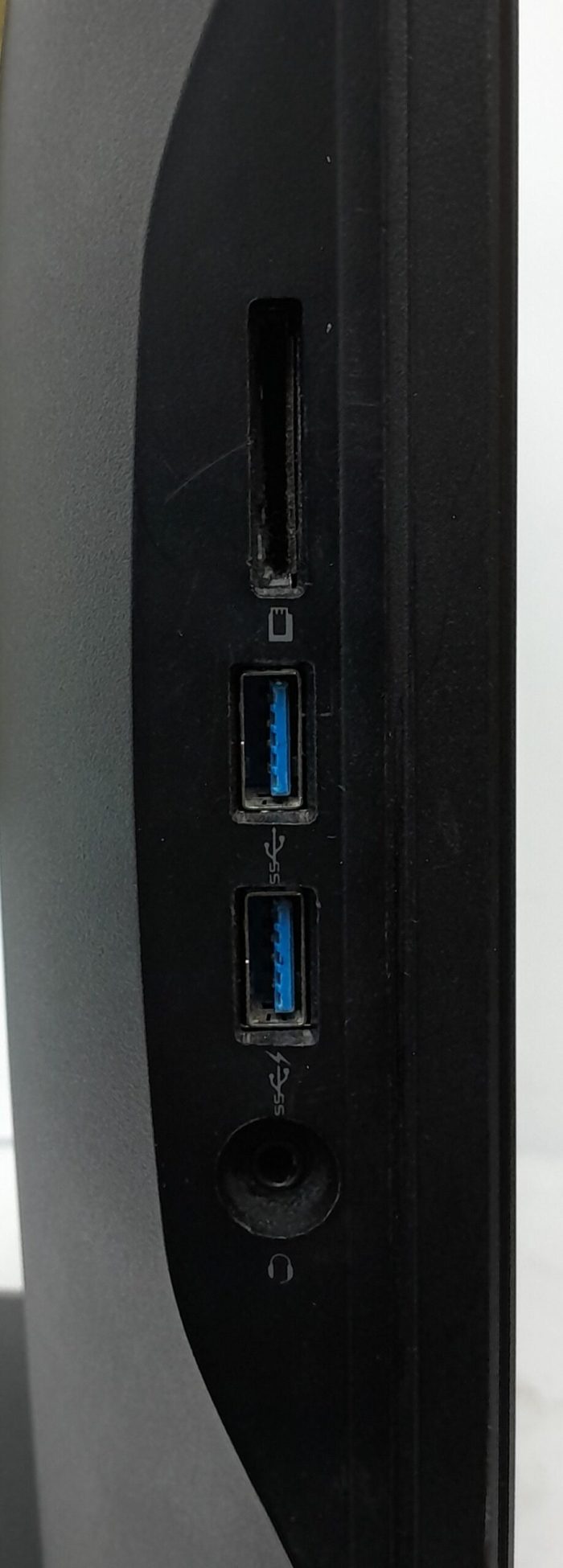Dell_Optiplex_3240_Aio_4