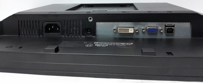 Dell_P2211ht_4