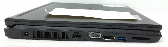 Fujitsu_Lifebook_E547_4