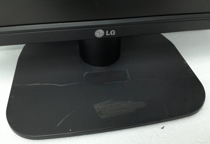 Lg_Flatron_L1718s-bn_3