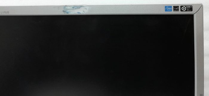 Lg_Flatron_L1752s-sf_3