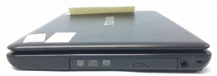 Toshiba_Satellite_C660-1lm_4