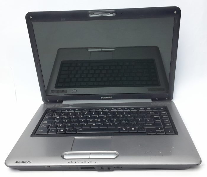 Toshiba_Satellite_Pro_A300-1sx_2