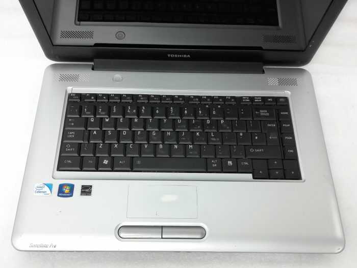 Toshiba_Satellite_Pro_L450-13p_3