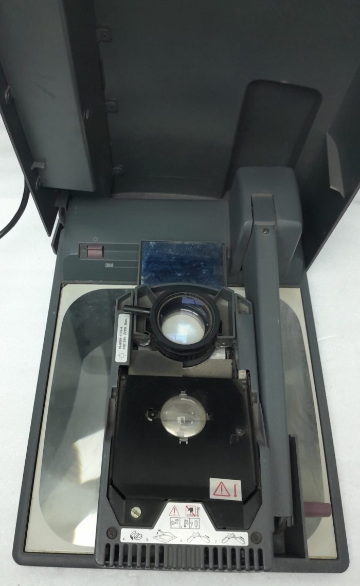 3M Overhead Projector 2770 AHEV - Image 6