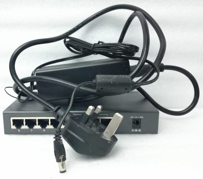 TP-Link 8 Port Gigabit Desktop Switch with 4 Port PoE TL-SG1008P - Image 5