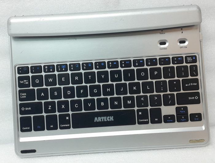 Arteck Bluetooth Mini Keyboard - Image 2