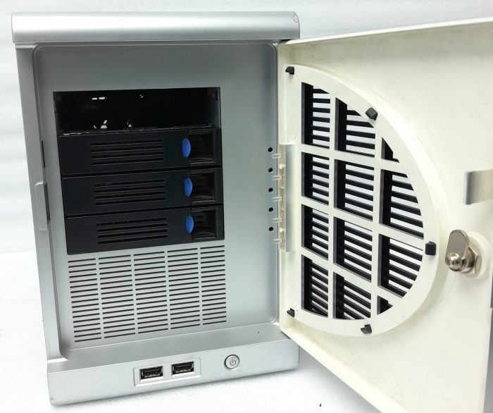 iomega NAS Network Storage StorCenter Pro 150d N150d - Image 8