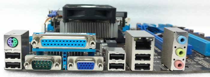 Asus Motherboard AMD A4-3400 With I/O Shield F1A55-M LX R2.0 FM1 DDR3 MICRO ATX - Image 6