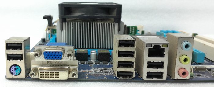 Gigabyte Motherboard AMD Phenom II X2 555 With I/O Shield GA-MA74GMT-S2 AM3 DDR3 MICRO ATX - Image 5