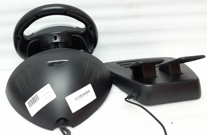 Thrustmaster Racing Wheel & Panel Universal Challenge - Image 6