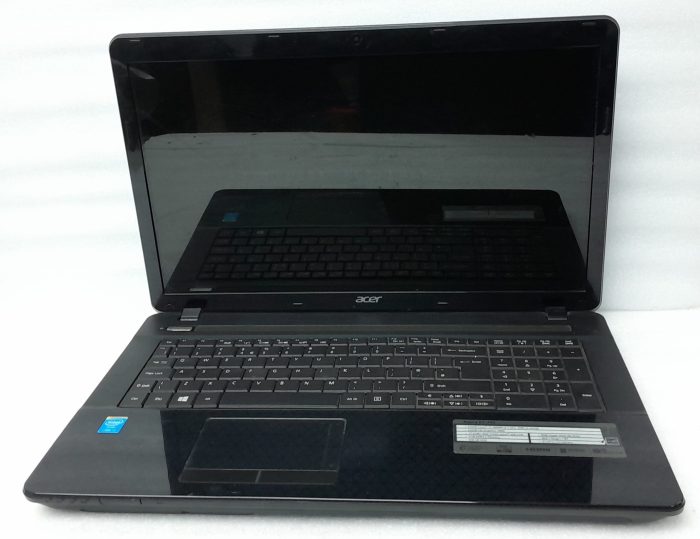 Acer_Aspire_E1-772_2