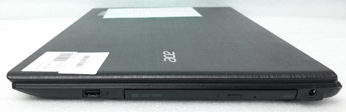 Acer_Travelmate_P257_4