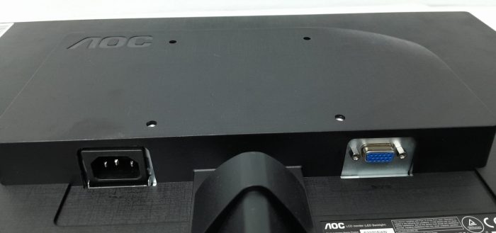 Aoc_E2270swn_4