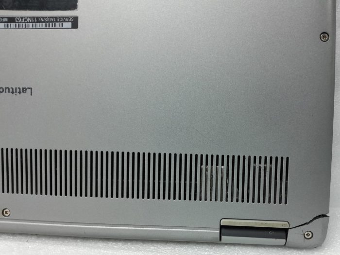 Dell_Latitude_3301_6