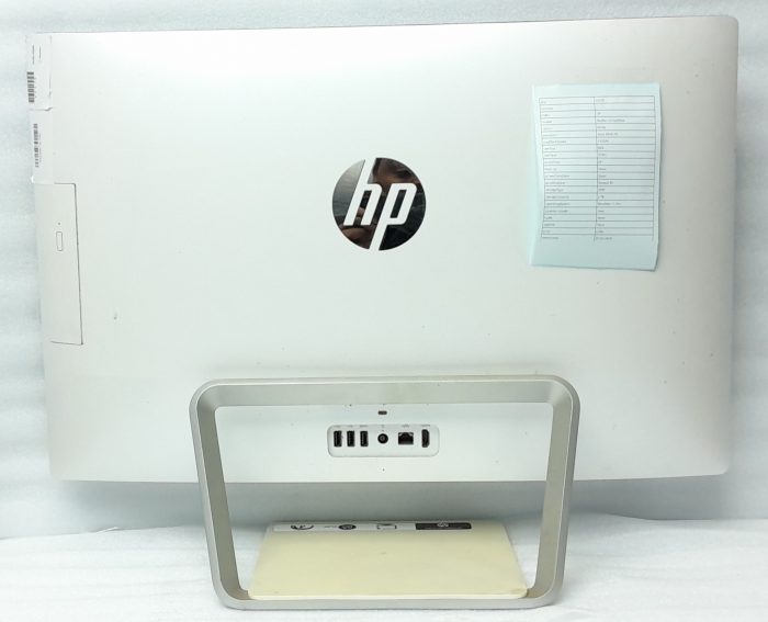HP_Pavilion_24-b209na_4