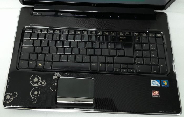 HP_Pavilion_Dv7-2215sa_3