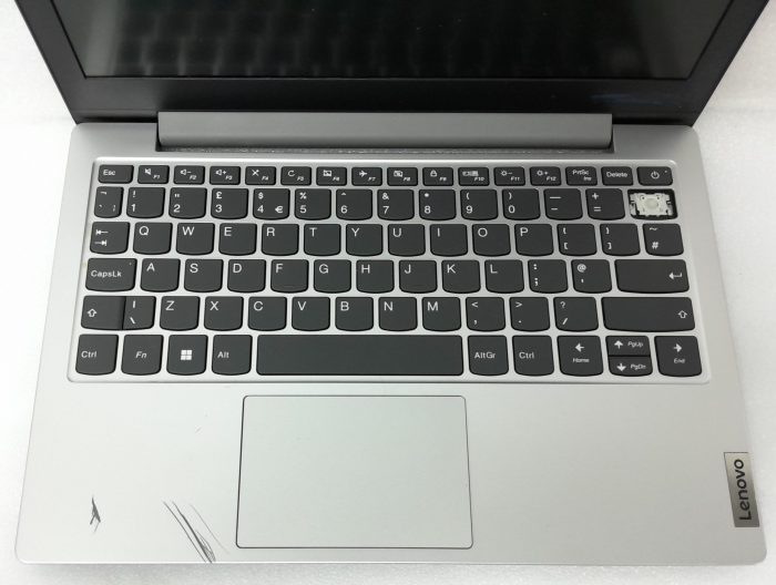 Lenovo_Ideapad_1_11igl05_3