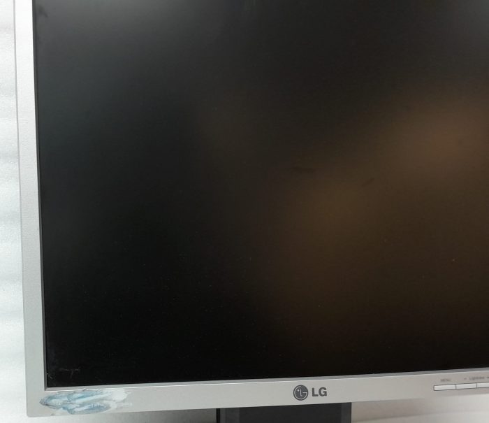 Lg_Flatron_L1750sq-sn_3
