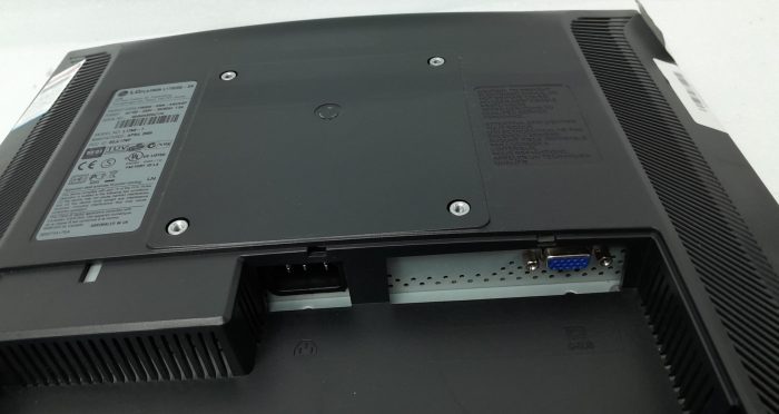 Lg_Flatron_L1750sq-sn_4