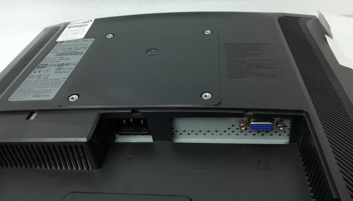 Lg_Flatron_L1750sq-sn_4
