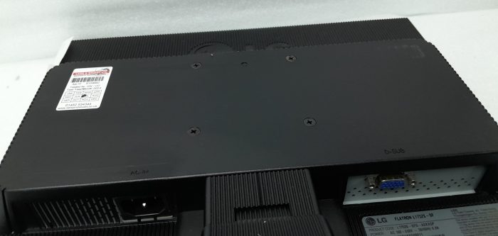 Lg_Flatron_L1752s-sf_4