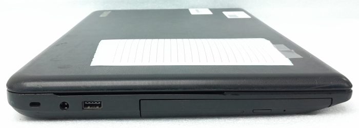 Toshiba_Satellite_Pro_C50-a-1e2_3