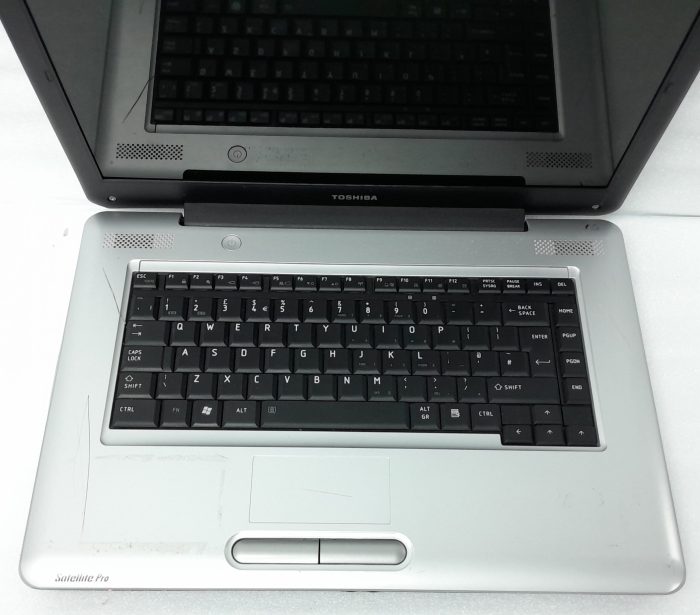 Toshiba_Satellite_Pro_L450-13p_3