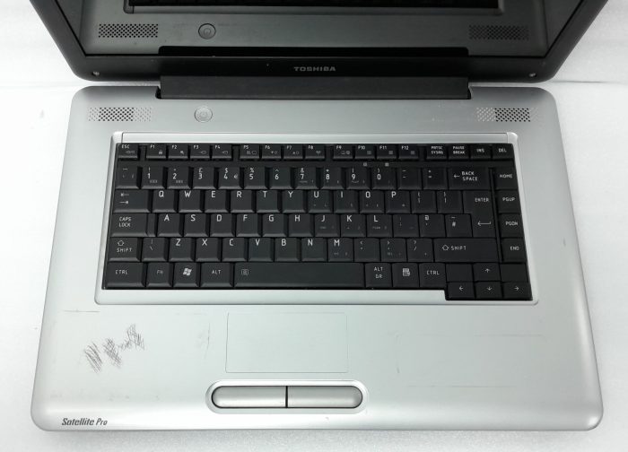 Toshiba_Satellite_Pro_L450-13p_3