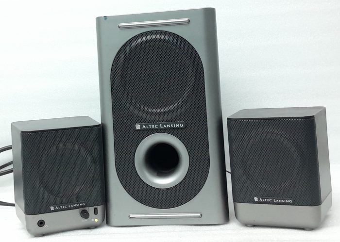 Altec Lansing Amplified Speaker System With Subwoofer 221 - Image 2