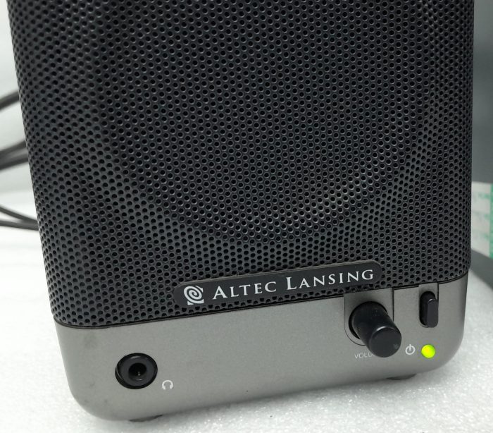 Altec Lansing Amplified Speaker System With Subwoofer 221 - Image 7